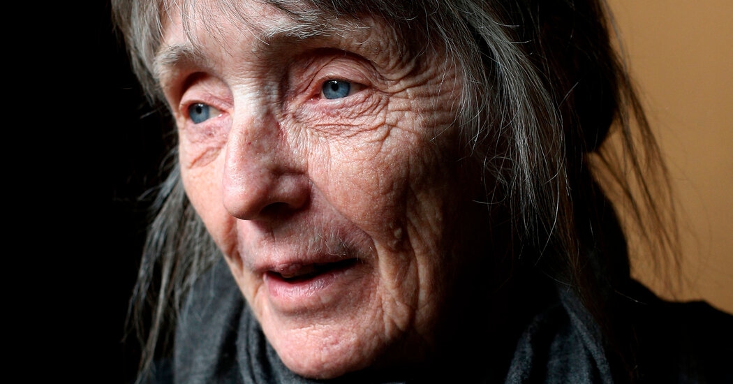 Fanny Howe, Poet of Unsettled Dreams, Is Dead at 84