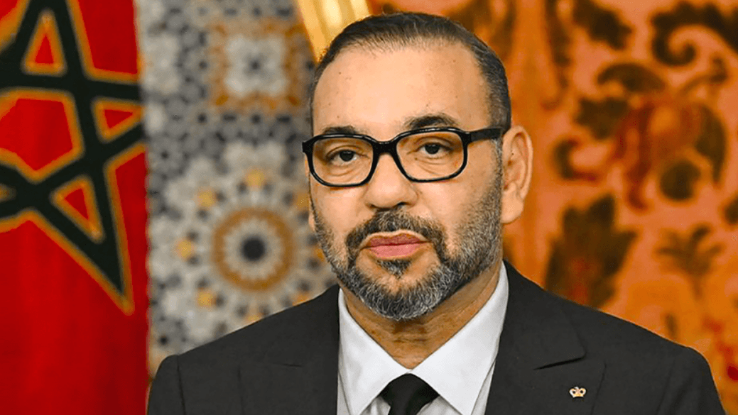 الملك محمد السادس يعزي أفراد أسرة الراحل أحمد فرس
