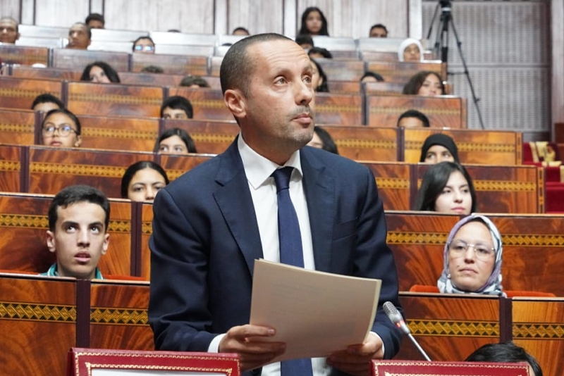 اعتصام إنذاري للممرضين وتقنيي الصحة أمام مقر وزارة التهراوي