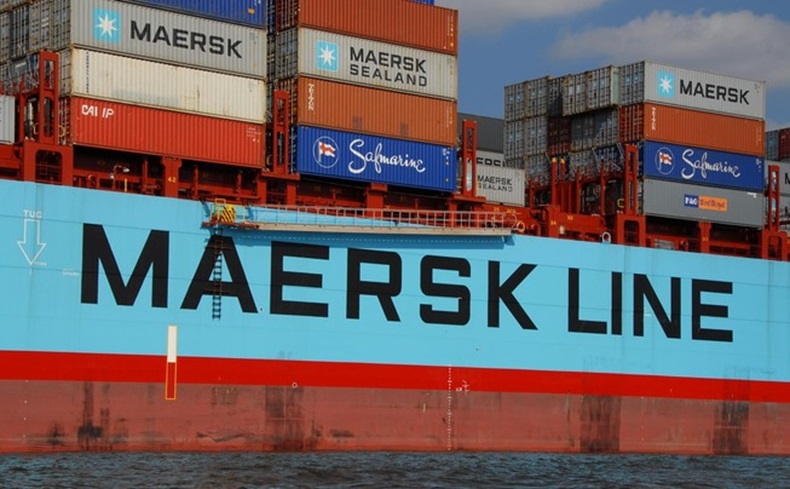 'Maersk' تقطع صمتها بشأن نقل شحنات عسكرية إلى إسرائيل