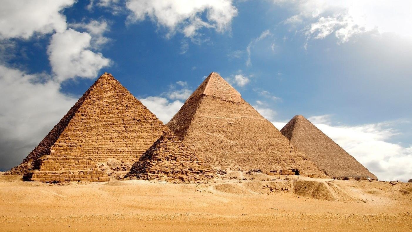 السر المقدّس: لماذا بنى المصريون القدماء الأهرامات؟