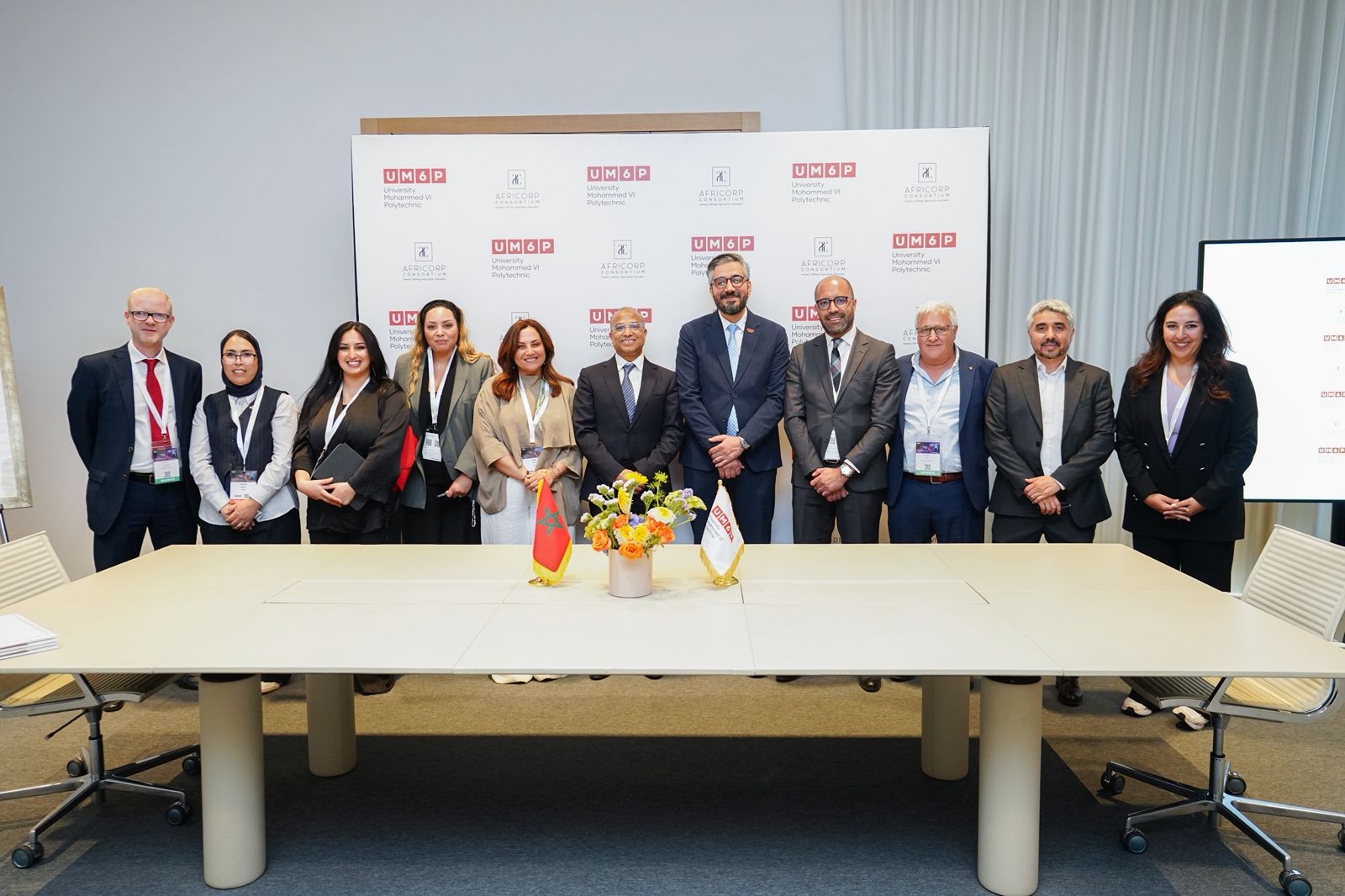 شراكة استراتيجية بين 'Africorp Consortium' و'جامعة محمد السادس' لتعزيز الابتكار في التكنولوجيا العميقة