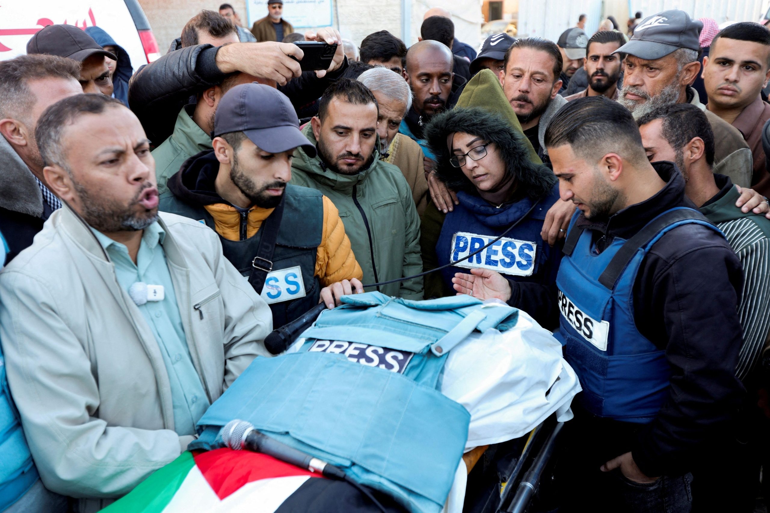 من هم أبرز الصحفيين الذين استشهدوا في حرب غزة؟