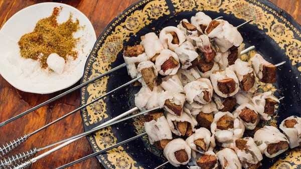برلماني يكشف المستور: عمليات ذبح سرية للمواشي قبيل العيد