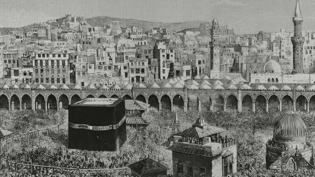 لماذا هاجم القرامطة مكة واقتلعوا الحجر الأسود؟