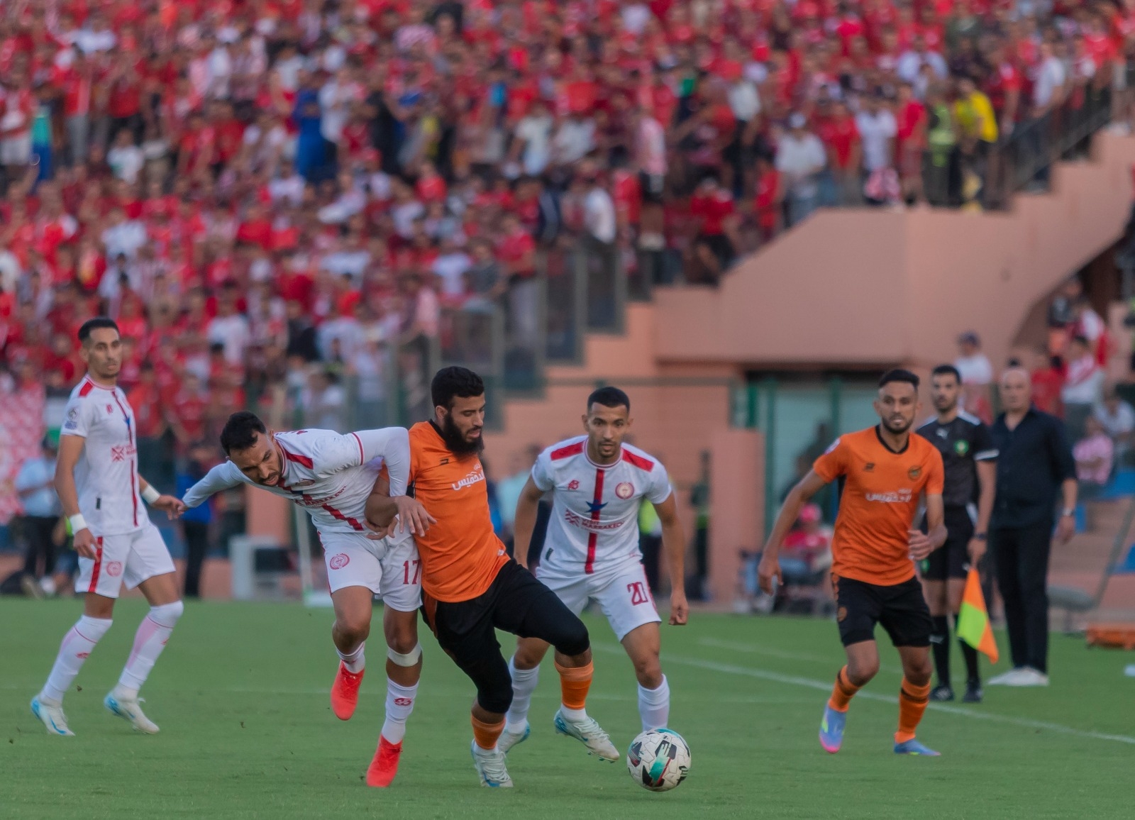 نهضة بركان يتأهل إلى ربع نهائي كأس العرش