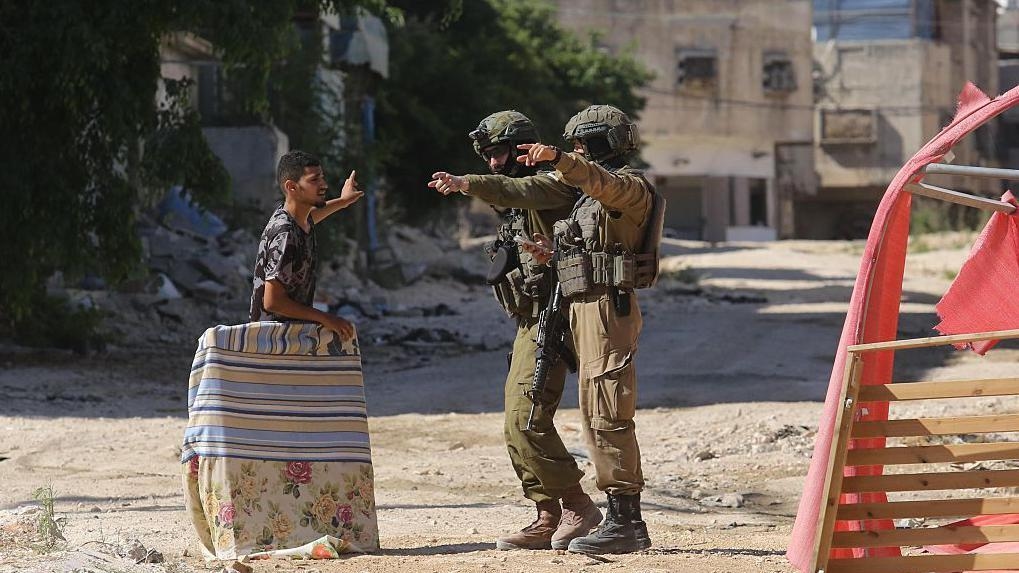 ما خيارات الفلسطينيين لمواجهة 'الدعوة غير الملزِمة' لفرض 'السيادة الإسرائيلية' على الضفة الغربية؟