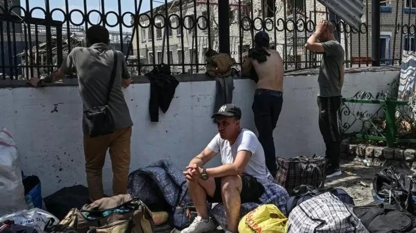 مع إعلان ترامب موعداً نهائياً أمام موسكو، الغارات الروسية توقع عشرات القتلى والجرحى في أوكرانيا