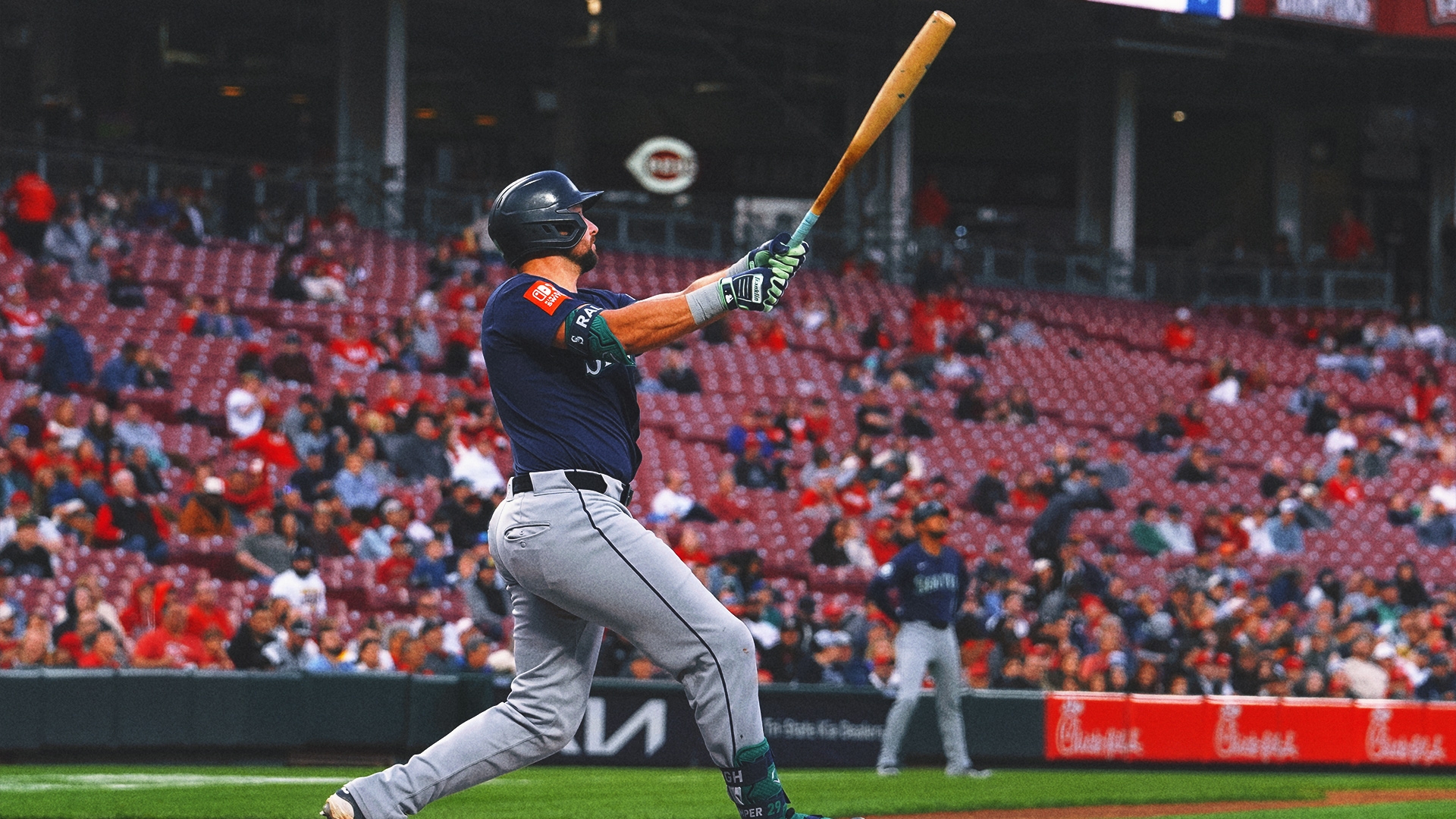 Cal Raleigh, torpedo bat convert, hits 6 homers in one week