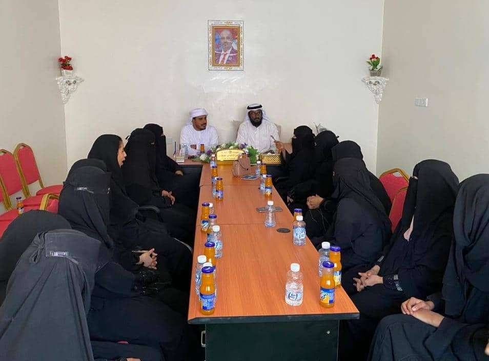 انتقالي ثمود ينظم محاضرة توعوية عن دور المرأة في التنمية المستدامة