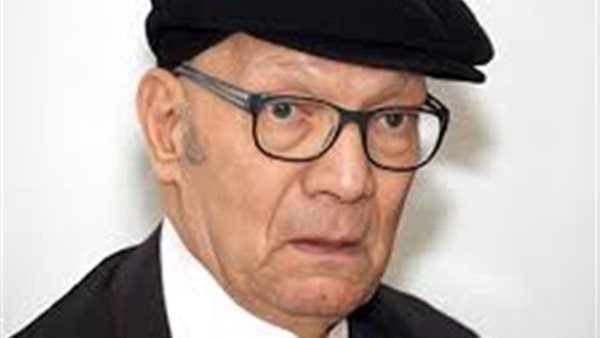 "عُمر من الشعر".. سيرة أحمد عبدالمعطى حجازى على شاشة الوثائقية الليلة