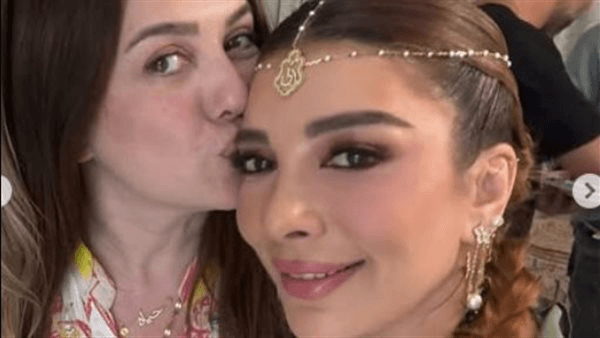 على طريقتها الخاصة.. كندة علوش تهنئ أصالة بعيد ميلادها