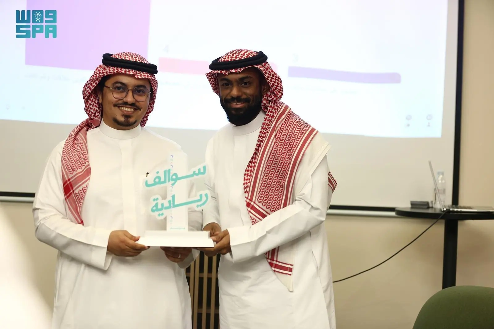 غرفة جازان تُنظم لقاء 'سوالف ريادية' لدعم وتمكين ريادة الأعمال