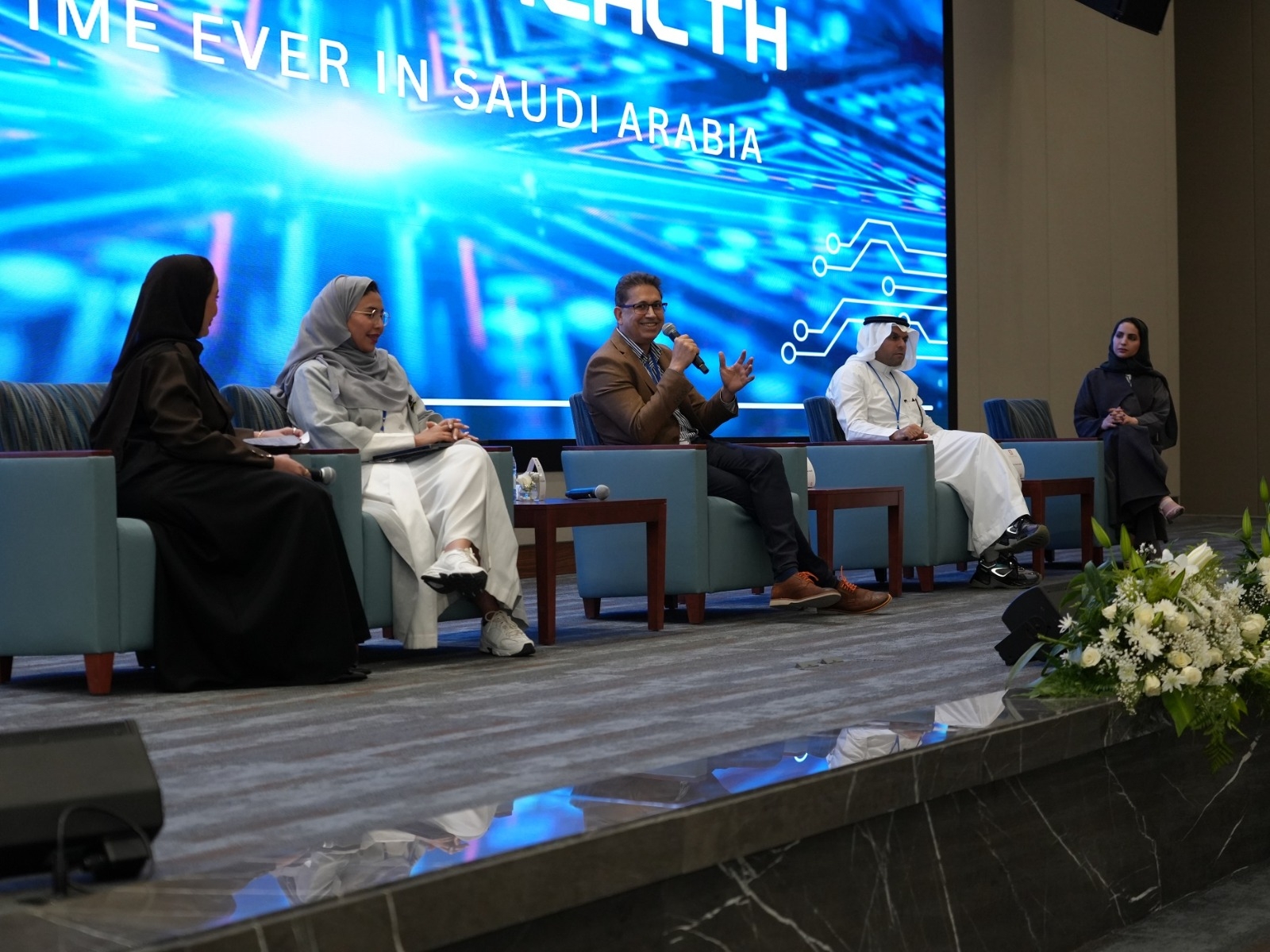 المبتكرون السعوديون يتألقون في هاكاثون هارفارد لابتكارات النظم الصحية