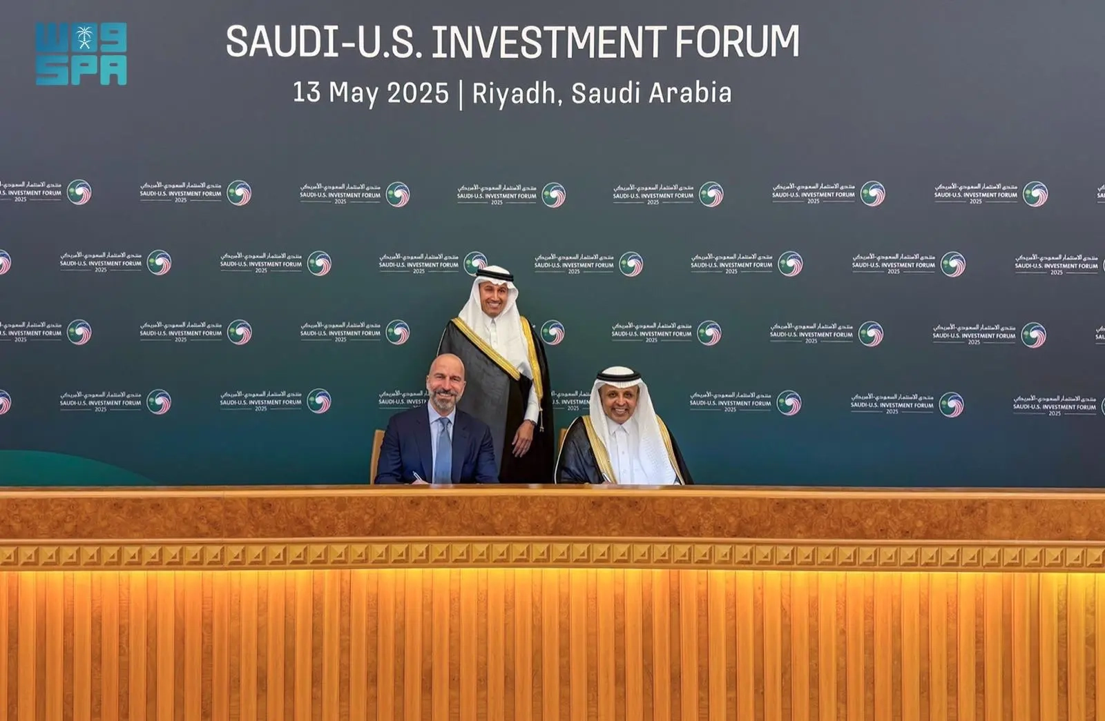 الهيئة العامة للنقل وأوبر توقعان شراكة إستراتيجية لإطلاق المركبات ذاتية القيادة في المملكة
