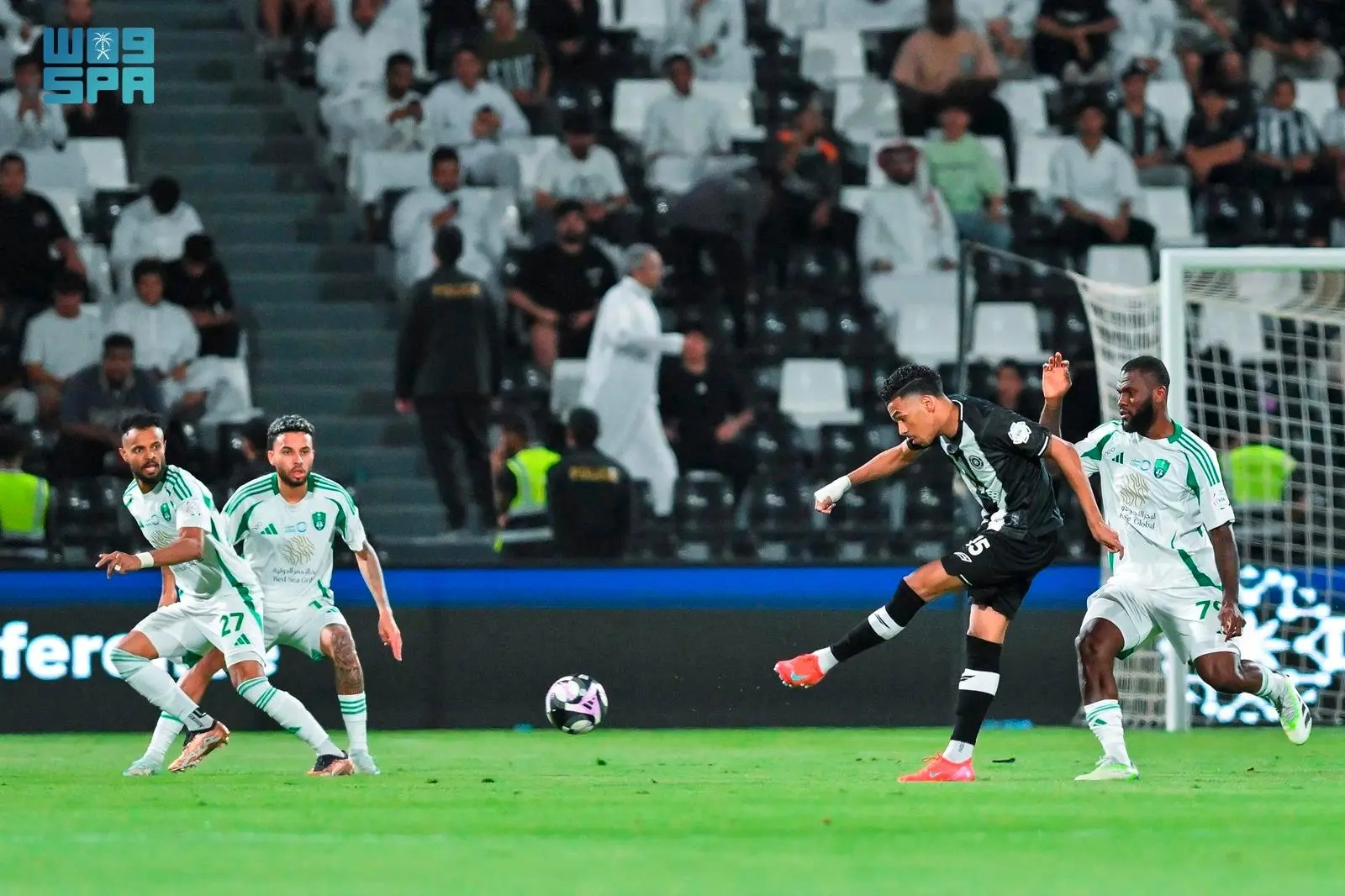 الشباب يفوز على الأهلي بثلاثية في الجولة الـ 31 من دوري المحترفين