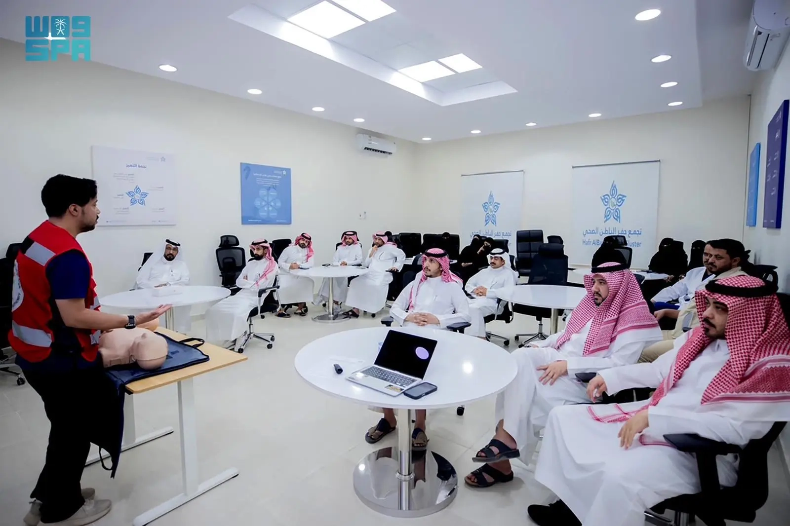 تجمع حفر الباطن الصحي يُطلق مشروع 'معاذ' بالتعاون مع هيئة الهلال الأحمر السعودي