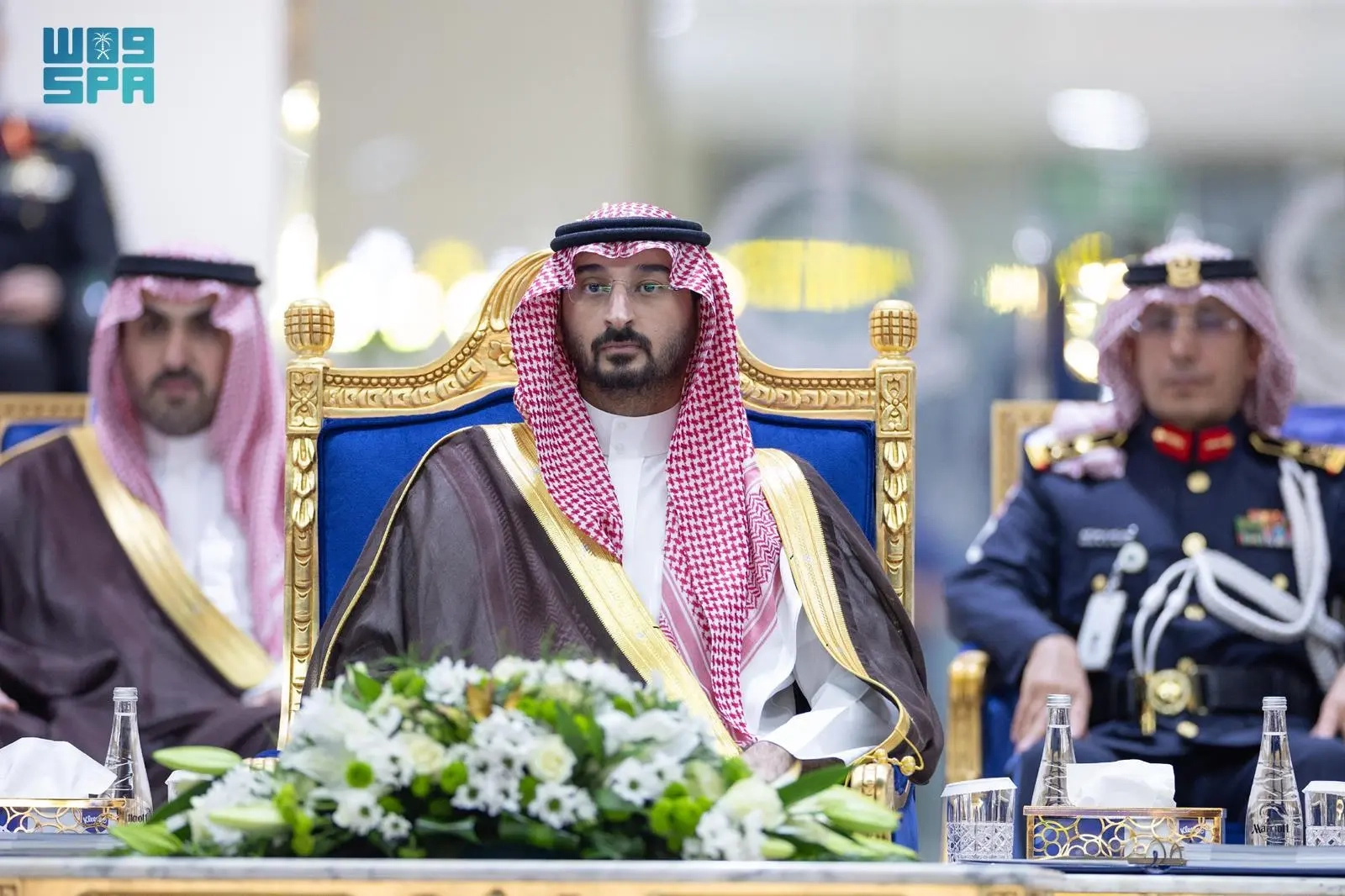 سمو وزير الحرس الوطني يرعى حفل تخريج دورة تأهيل الضباط الجامعيين الـ (36) والدفعة الـ (41) من طلبة كلية الملك خالد العسكرية
