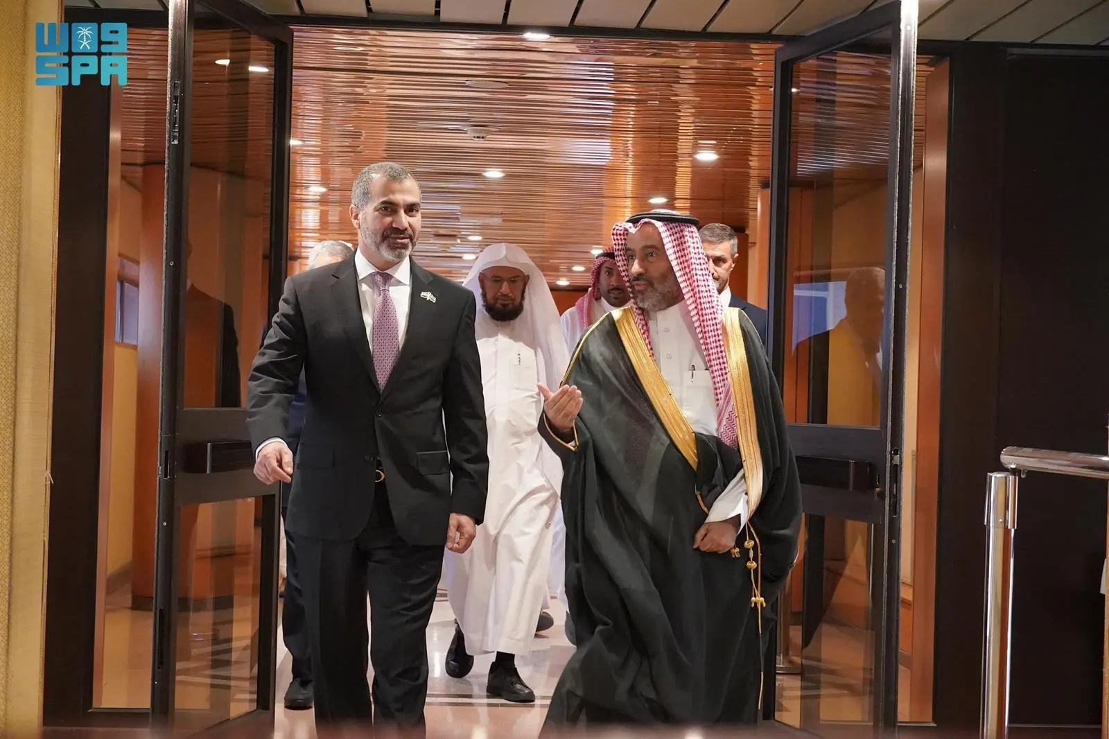 القنصل العام للعراق لدى منظمة التعاون الإسلامي يزور مجمع الملك فهد لطباعة المصحف الشريف