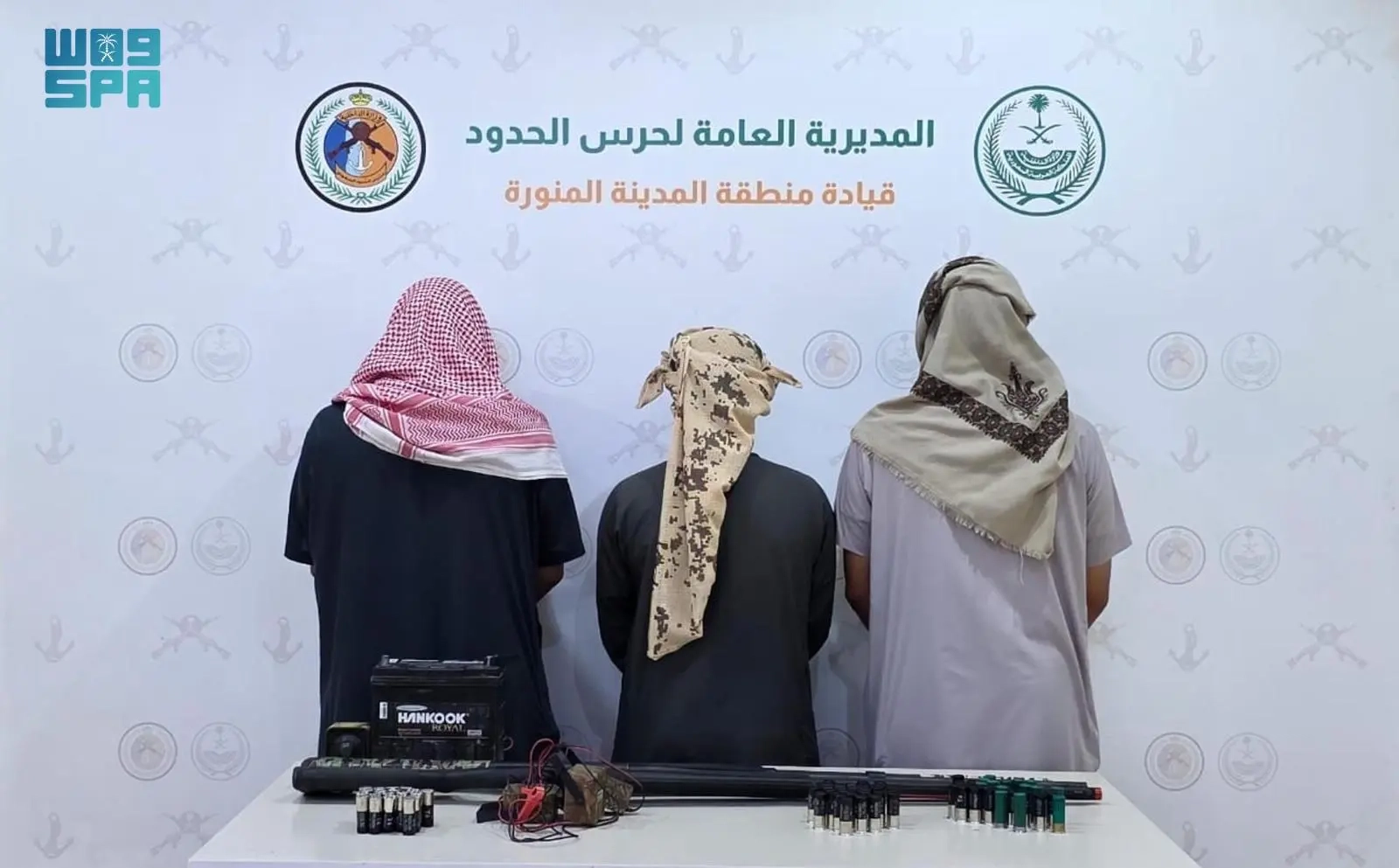 حرس الحدود يضبط 3 مخالفين لنظام البيئة لارتكابهم مخالفة الشروع في الصيد دون ترخيص بمنطقة المدينة المنورة