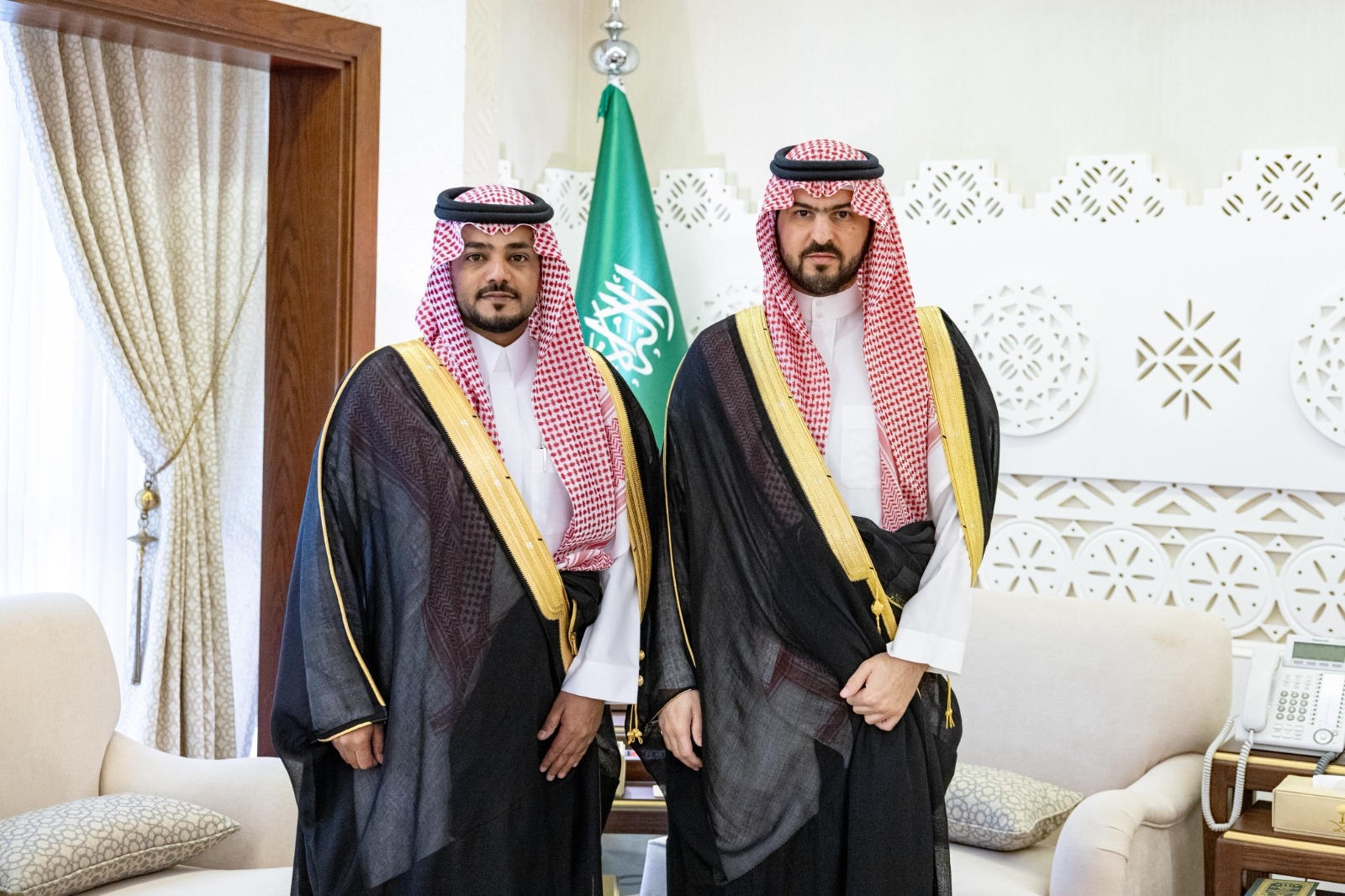 سمو نائب أمير المنطقة الشرقية يستقبل مدير نادي منسوبي وزارة الداخلية بمناسبة تعيينه