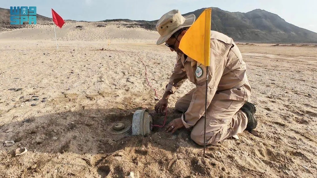 مشروع مركز الملك سلمان للإغاثة 'مسام' ينزع (971) لغمًا في الأراضي اليمنية خلال أسبوع