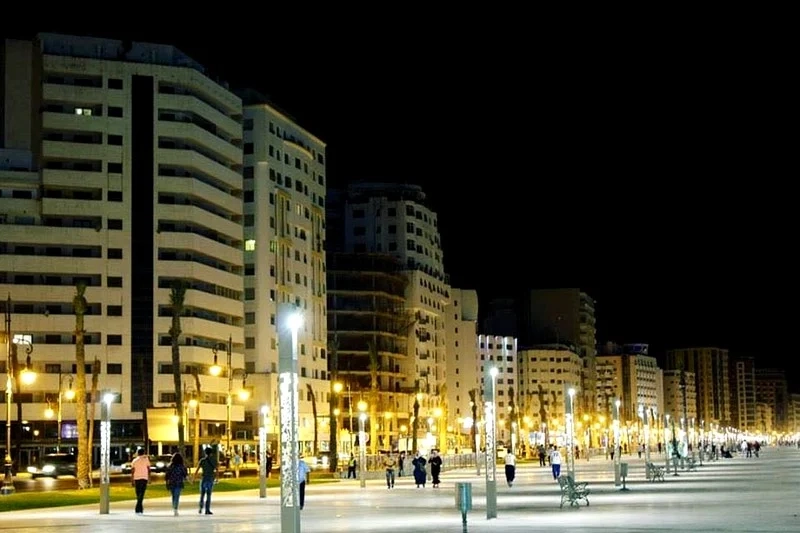 ✅ بعد حملة التطهير.. السلطات تُفعّل آلية ميدانية للحفاظ على النظام بكورنيش طنجة