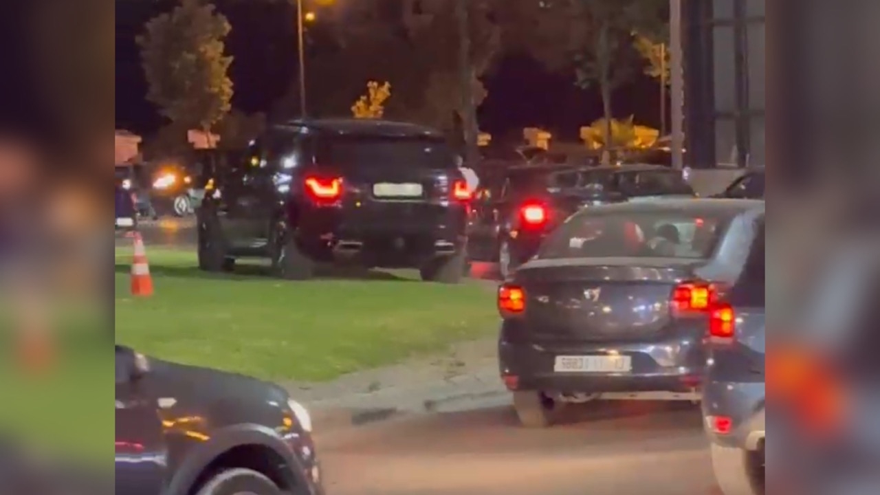 في زمن قياسي.. أمن طنجة يوقف سائقًا اعتلى مدار مركز الاستقبال وفرّ بعد ارتكاب حادثة سير