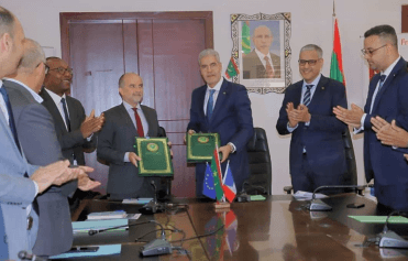 تمويل فرنسي لمشروع خط جهد عالي في الجنوب الموريتاني