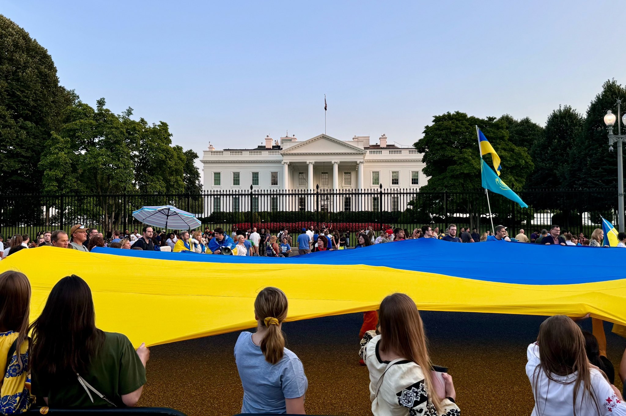 Despite Trump's actions and rhetoric, Ukrainian tech workers are laying stakes in the US