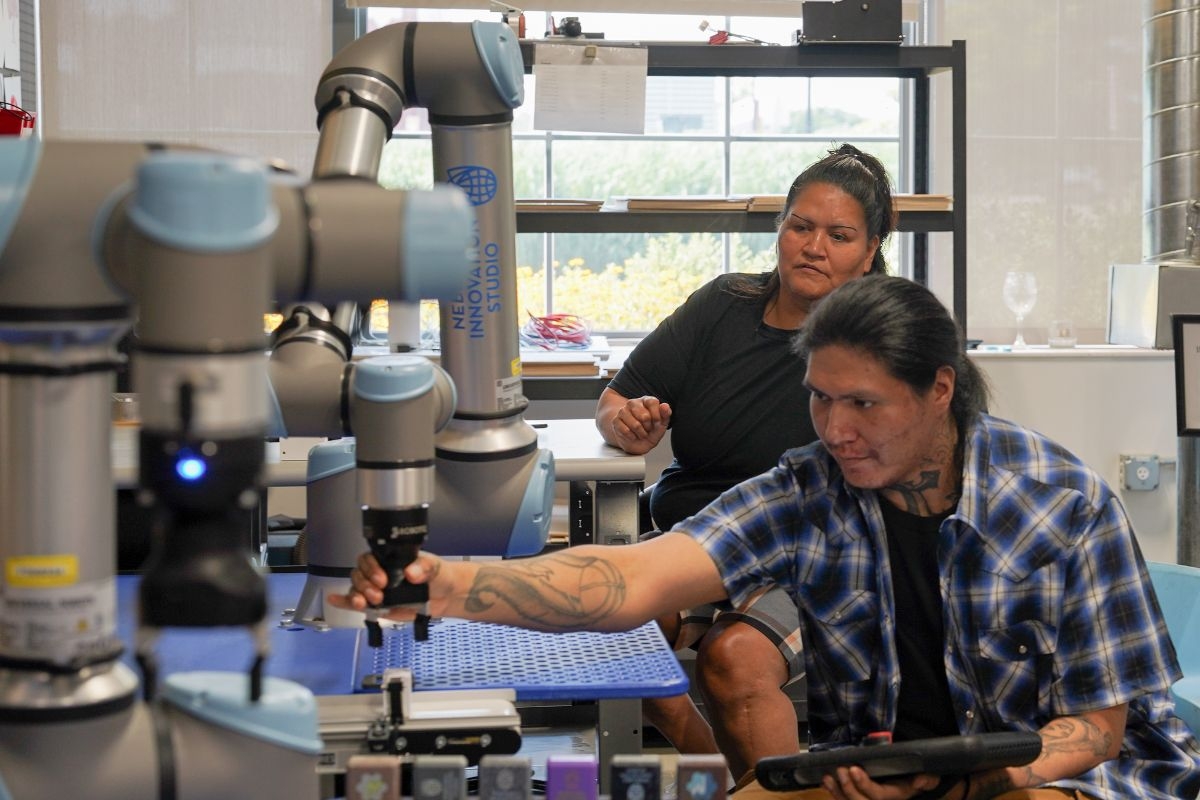 Pittsburgh is one of the country's top robotics hubs. Is Nebraska next?