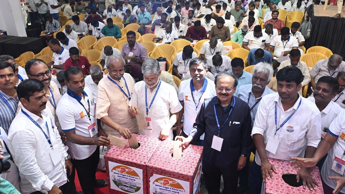 RTI, though being implemented, should be made fully operational, says former Union Minister