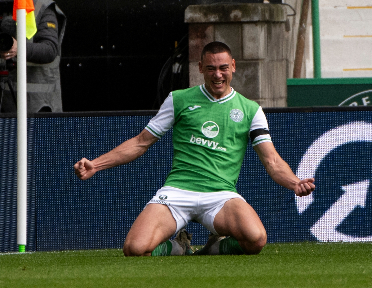 Hibs duo help Socceroos to World Cup qualification
