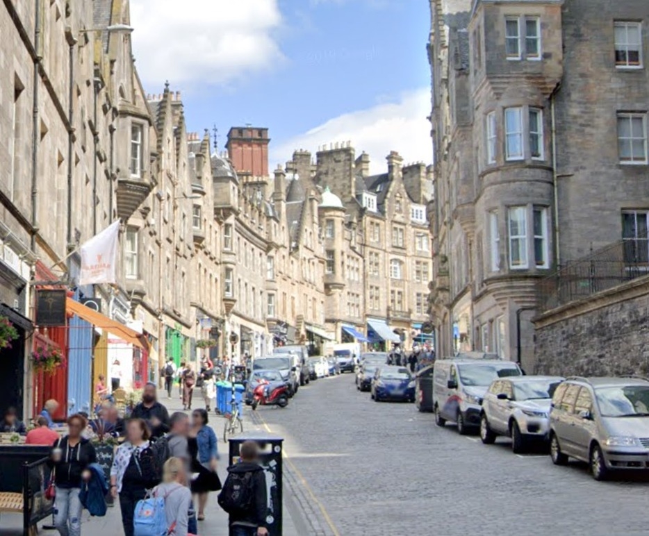 Traffic bans on several Edinburgh city centre streets to be made permanent