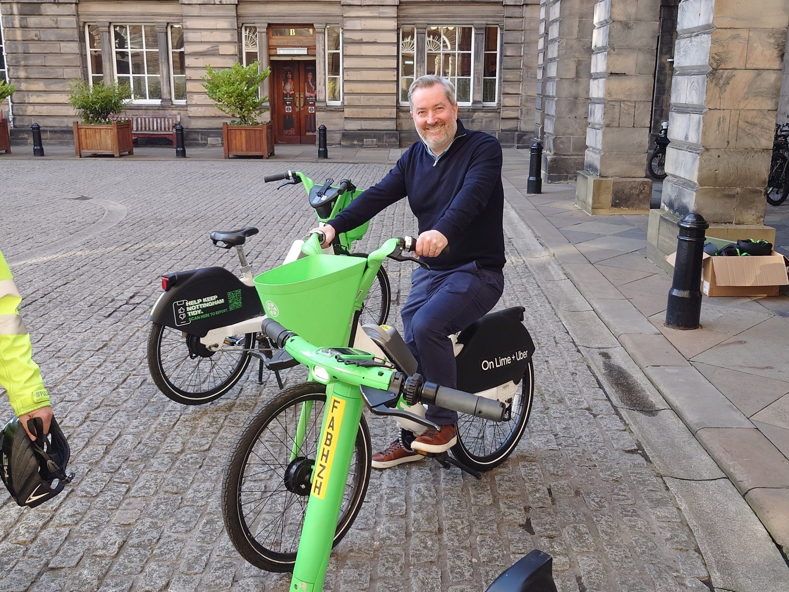 Electric cycle hire scheme for Edinburgh given the go-ahead