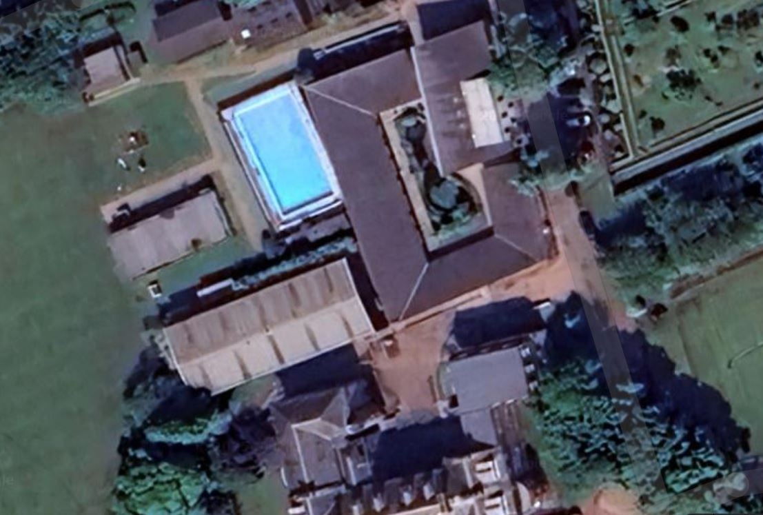 Boarding school lodges plans to enclose outdoor swimming pool