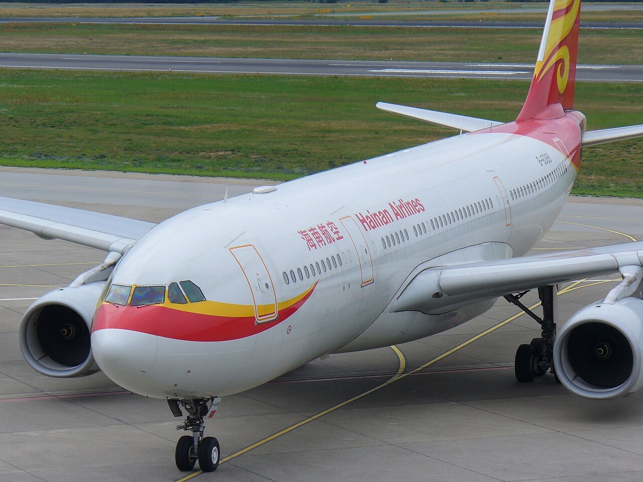 Hainan Airlines to fly year round service from Edinburgh Airport