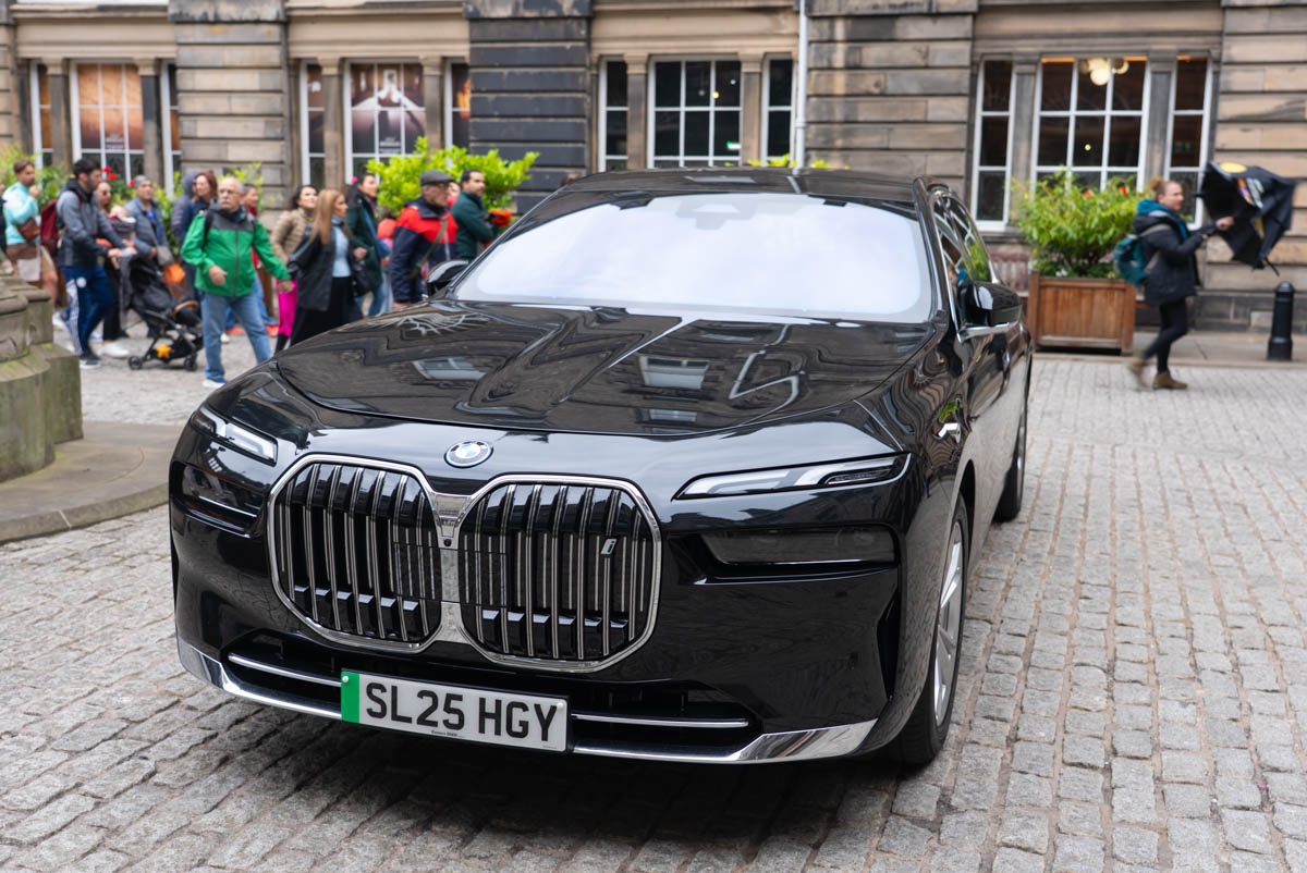 The costs of the Lord Provost's two new cars