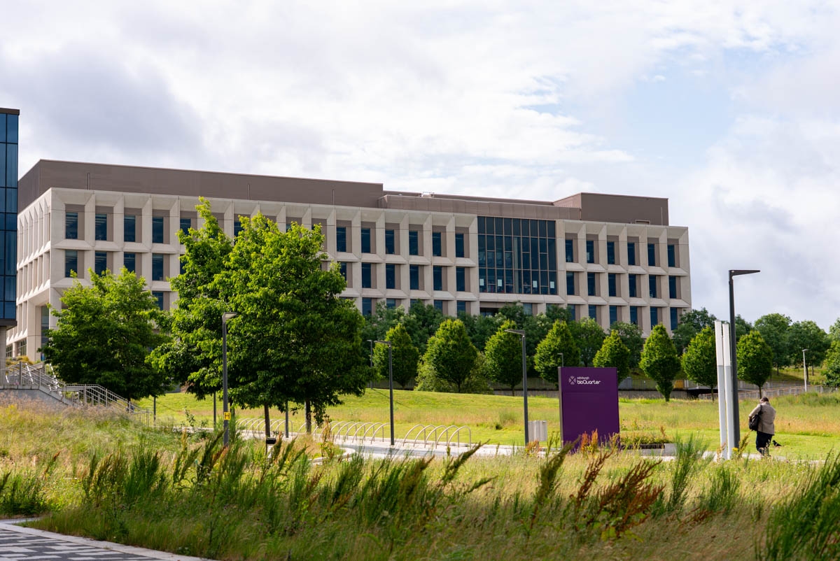 Inaugural Edinburgh Prize presented to the World Health Organisation