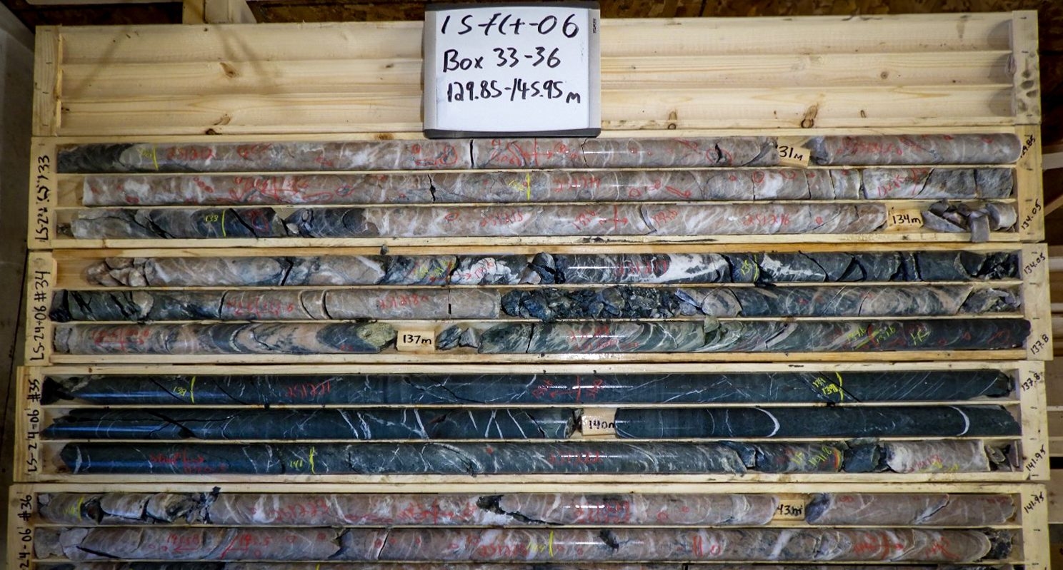 Dundee Precious Metals buys into Newfoundland gold stock