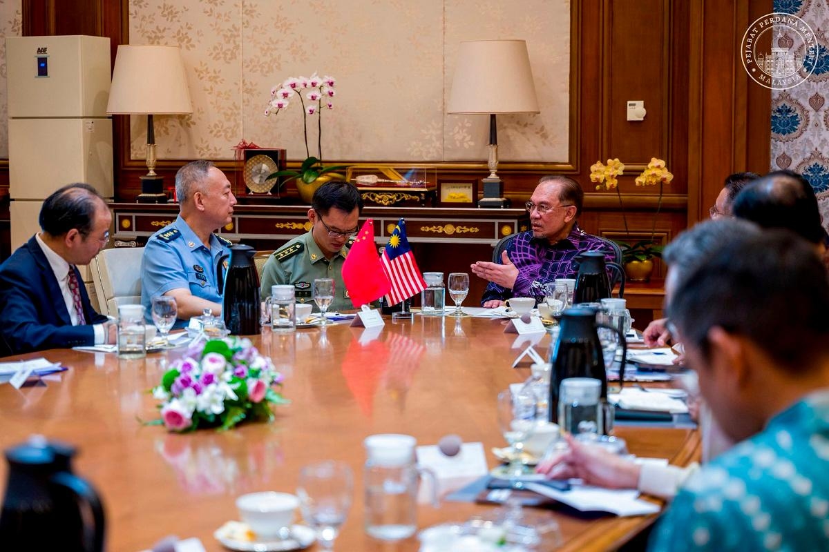 Malaysia and China strengthen defence ties in Anwar-Xu meeting