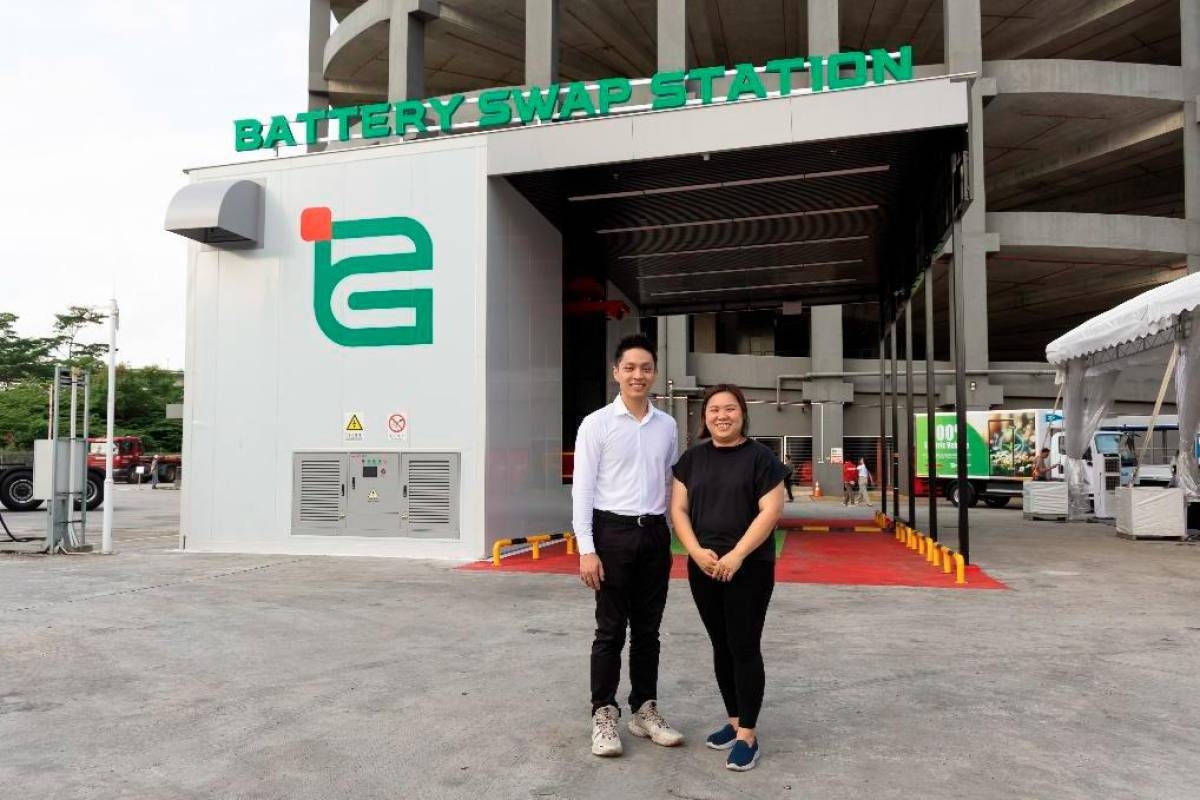HDFX Powers the Launch of Singapore's First EV Truck Battery Swop Station