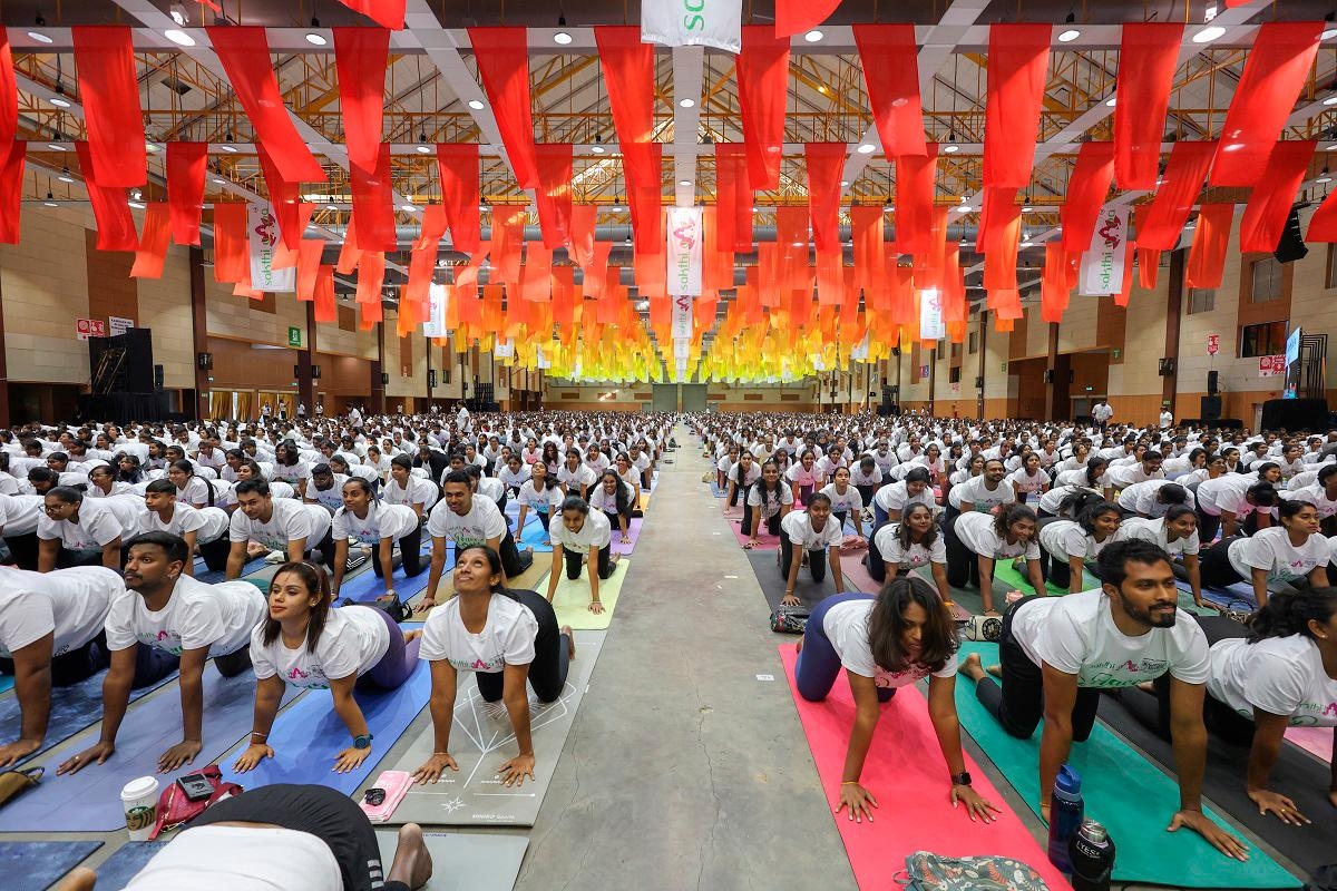 Yoga event gains entry into Malaysia Book of Records