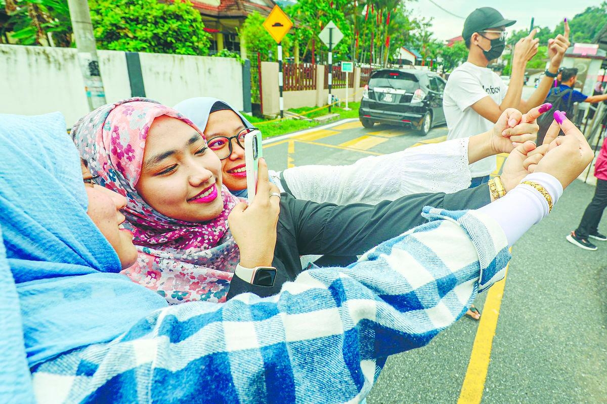 Race-based politics losing appeal among young Malays