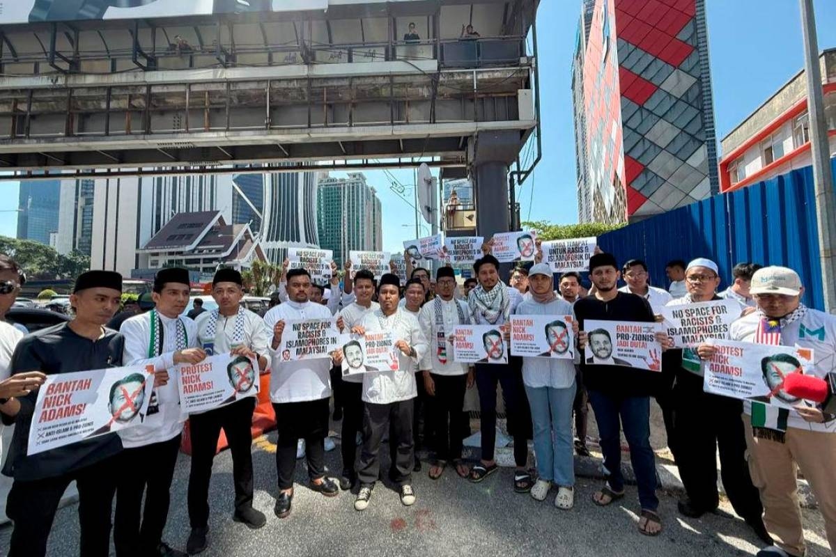 Youth coalition protests Nick Adams' US ambassador nomination to Malaysia