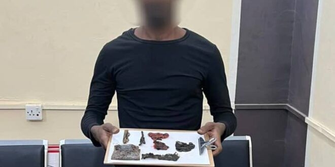 ضبط 'حلاق' يروج للمخدرات في عدن