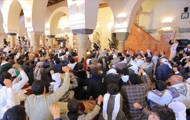 مليشيا الحوثي تستثمر مآذن مساجد صنعاء لتأجير خدمات الإنترنت وتمويل تصعيدها العسكري