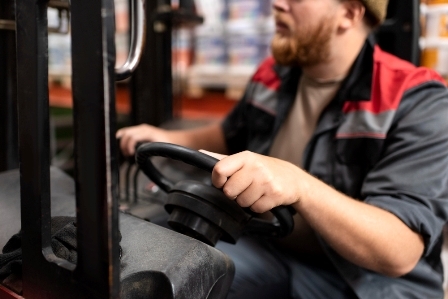 10 Warning Signs Your Forklift Needs Repairs