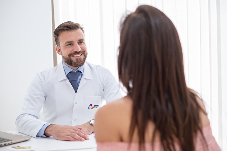 Unveiling Confidence: A Guide to Breast Implants in Dubai
