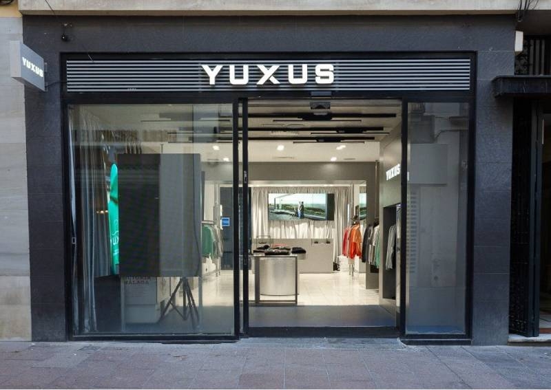 Yuxus Brand: Sustainable Style & Mindful Living